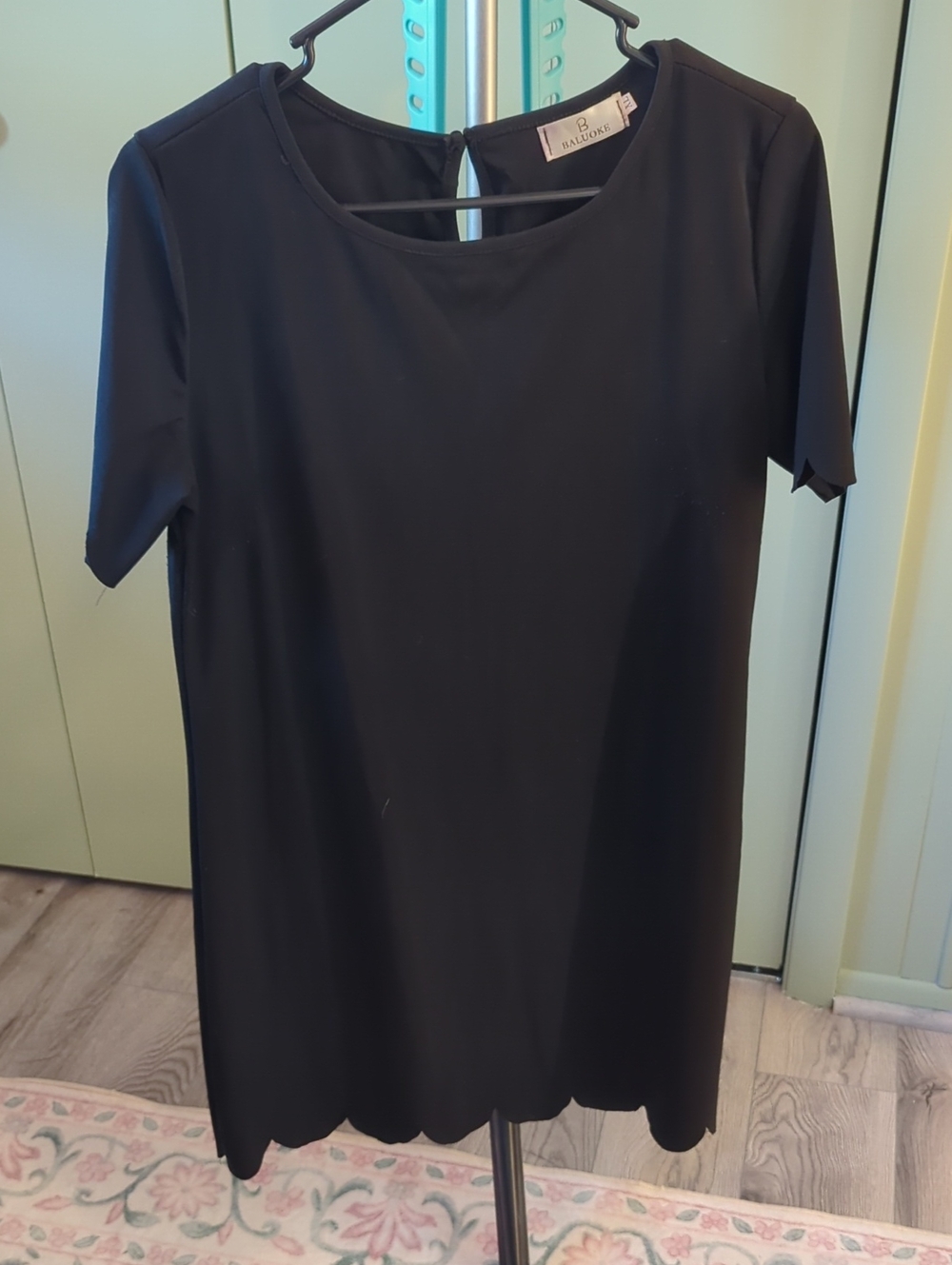 Black Short-Sleeve Scallop-Hem Dress